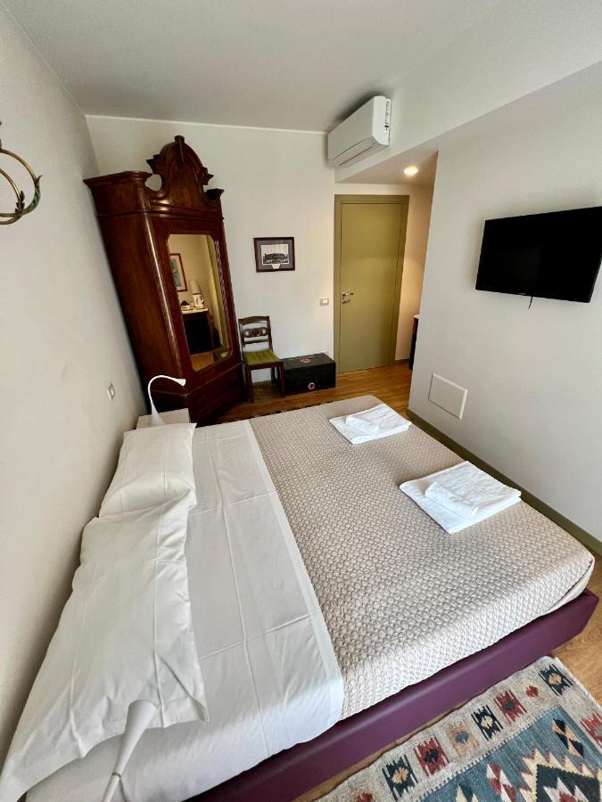 Pensión Avenue 3*